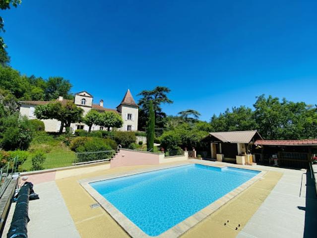 Vente Maison 9 pièces 335 m2 Cahors