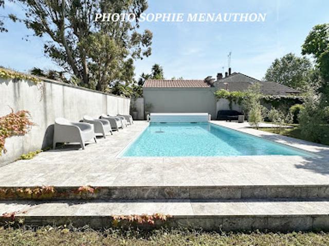 Vente Maison 9 pièces 330 m2 Soustons