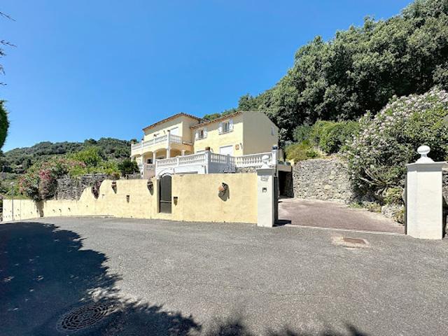 Vente Maison 9 pièces 342 m2 Biot
