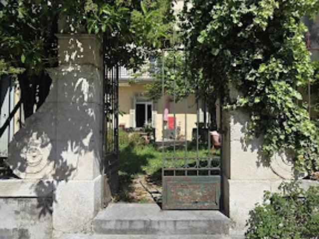 Vente Maison 9 pièces 354.17 m2 Gallargues le Montueux
