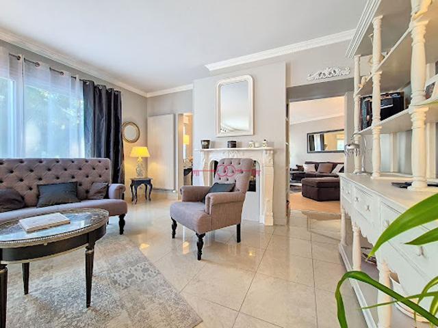 Vente Maison 9 pièces 357.3 m2 Gueux