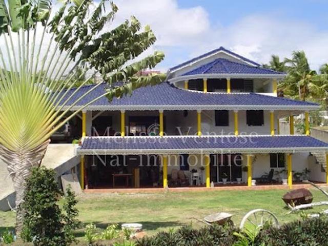 Vente Maison 9 pièces 353 m2 Le vauclin