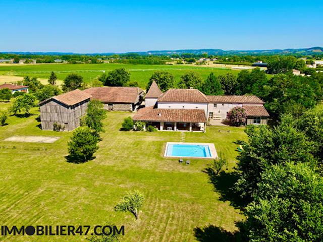 Vente Maison 9 pièces 401 m2 Castelmoron sur Lot
