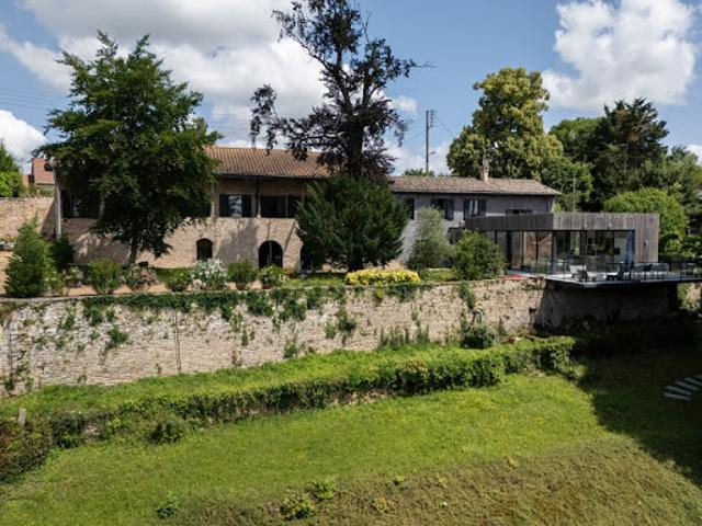 Vente Maison 9 pièces 422 m2 Macon