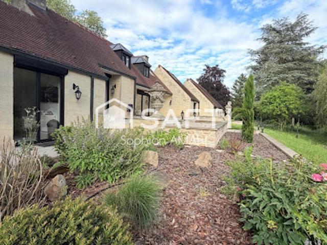 Vente Maison 9 pièces 450 m2 Fontaine Chaalis