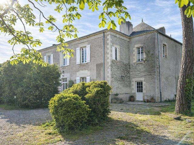 Vente maison 9 pièces Corcoué sur Logne 44
