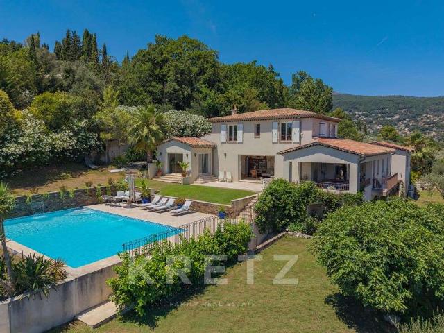 Vente maison 9 pièces Châteauneuf Grasse 06