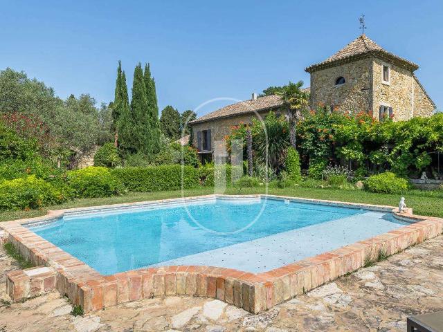 Vente maison 9 pièces Châteauneuf du Pape 84