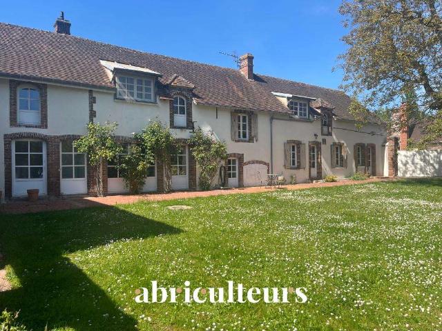 Vente maison 9 pièces Croisilles 28