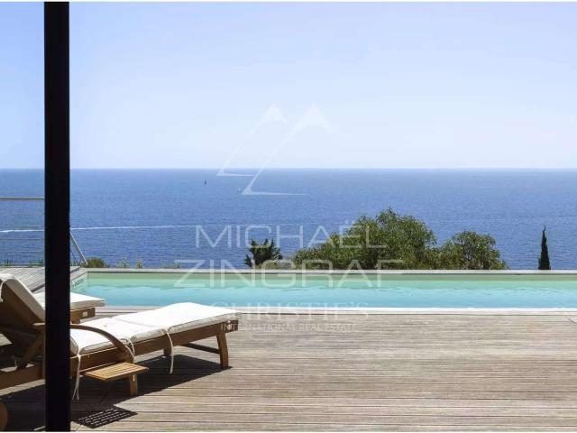 Vente maison 9 pièces Antheor 83