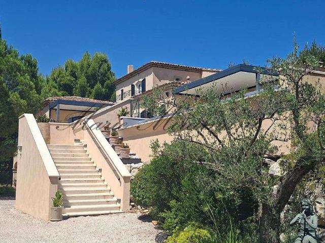 Vente maison 9 pièces Avignon 84