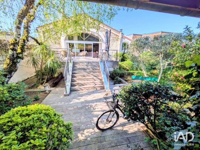 Vente maison 9 pièces Bordeaux 33
