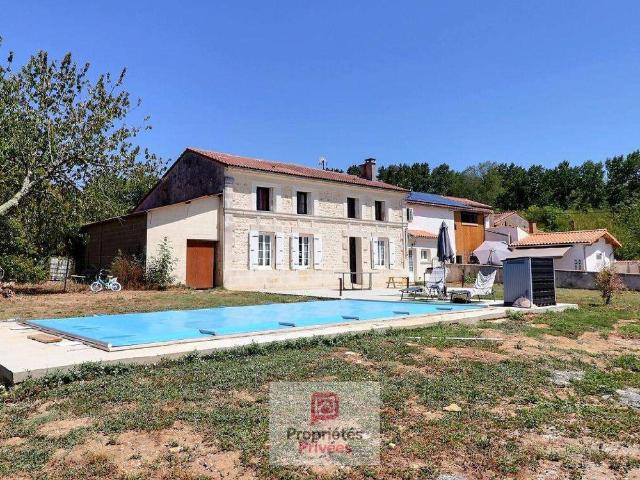 Vente maison 9 pièces Bords 17