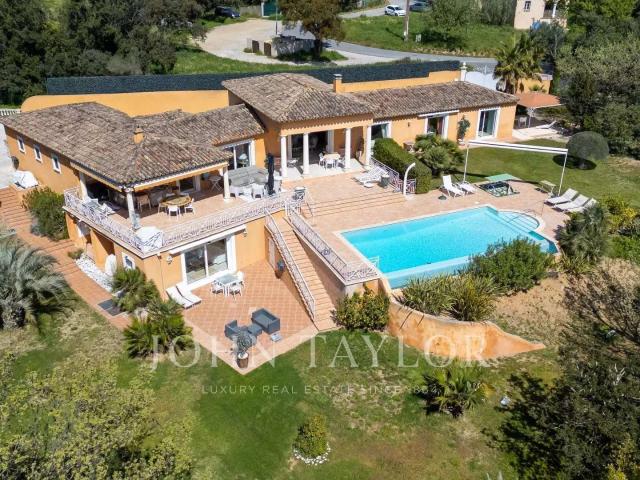 Vente maison 9 pièces Grimaud 83