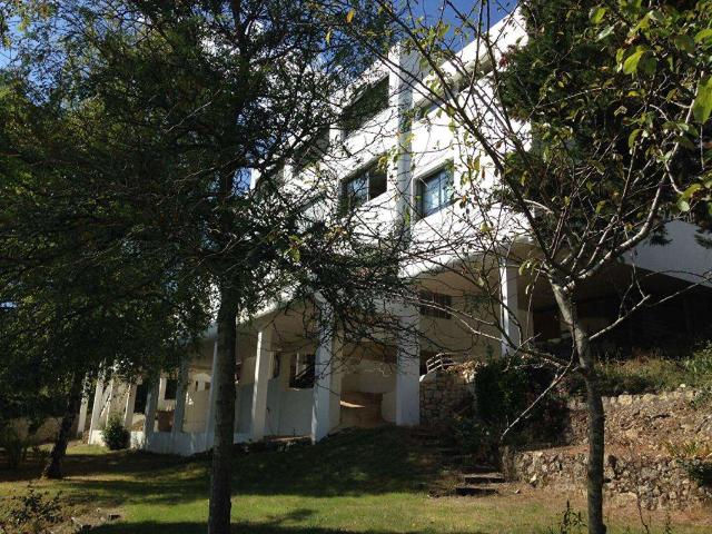 Vente maison 9 pièces Fontenay le Comte 85