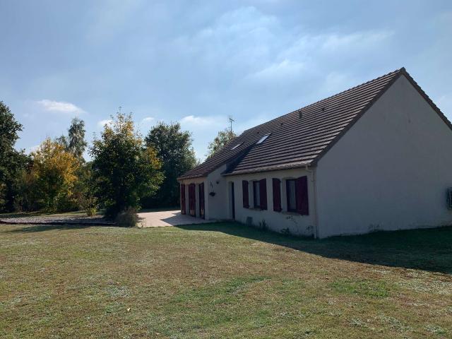 Vente maison 9 pièces Lombron 72