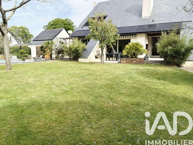Vente maison 9 pièces La Chapelle des Marais 44