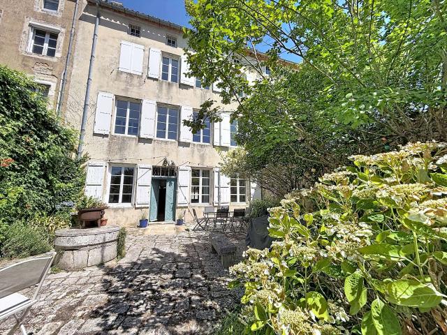 Vente maison 9 pièces La Rochefoucauld 16