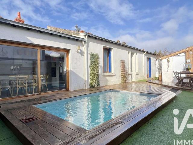 Vente maison 9 pièces La Rochelle 17