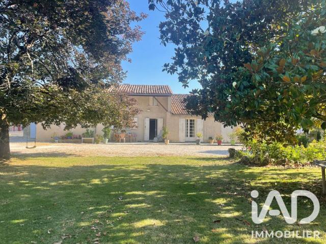 Vente maison 9 pièces Lamothe Montravel 24