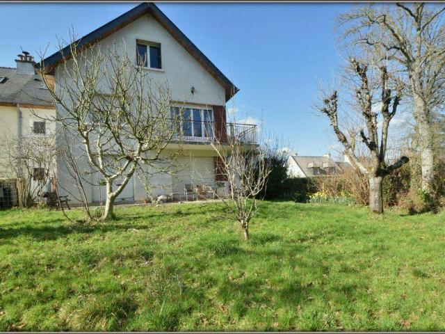 Vente maison 9 pièces Le Rheu 35