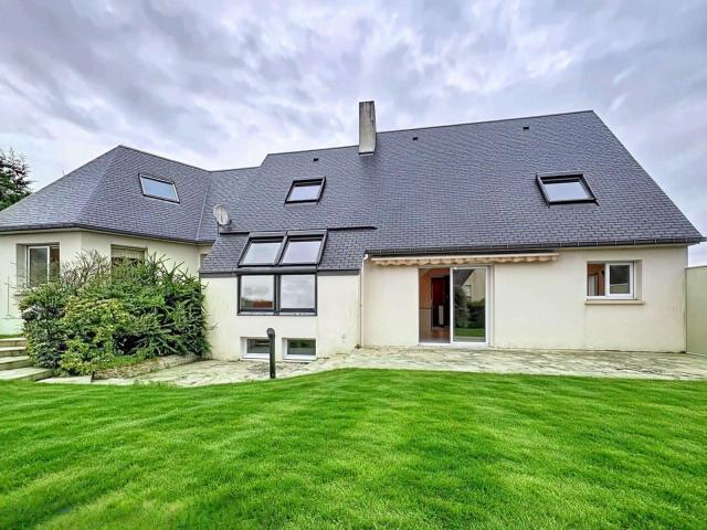 Vente maison 9 pièces Le Val Saint Père 50