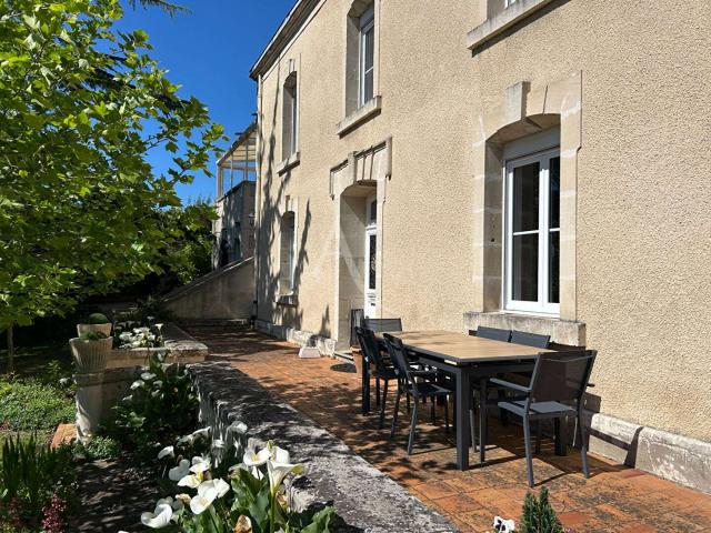 Vente maison 9 pièces L'Île d'Elle 85