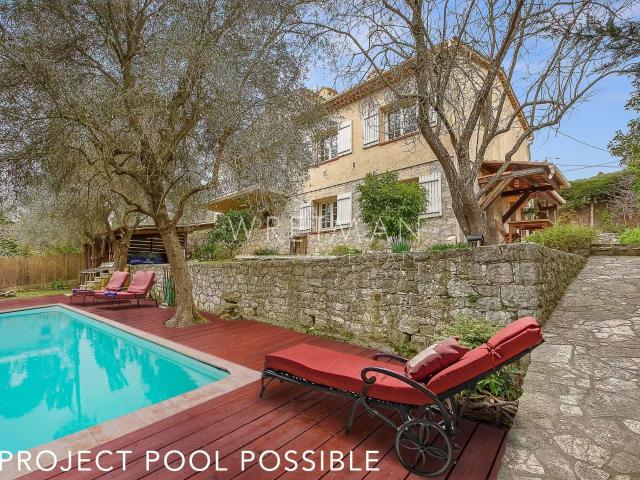 Vente maison 9 pièces Mougins 06
