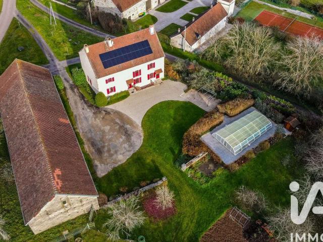 Vente maison 9 pièces Maconge 21