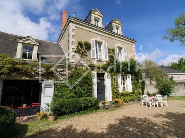 Vente maison 9 pièces Mûrs Erigné 49