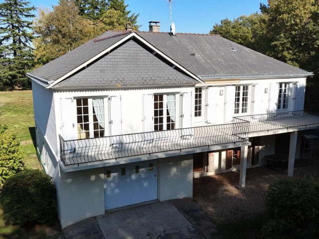 Vente maison 9 pièces Noyant la Gravoyère 49