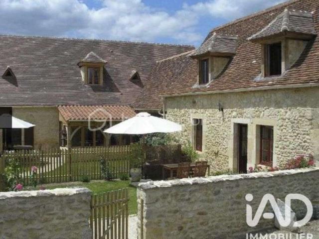 Vente maison 9 pièces Savignac de Miremont 24