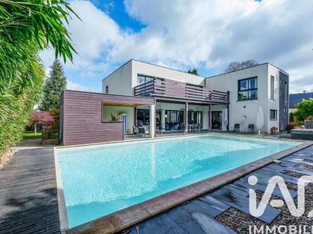 Vente maison 9 pièces Saint Cyr sur Loire 37