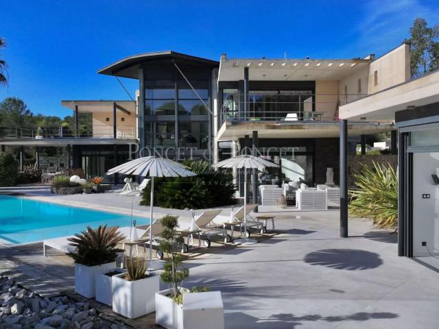 Vente maison 9 pièces Saint Gély du Fesc 34