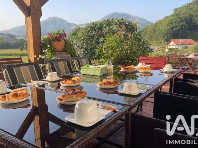 Vente maison 9 pièces Saint Étienne de Baïgorry 64