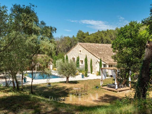 Vente maison 9 pièces Saint Étienne du Grès 13