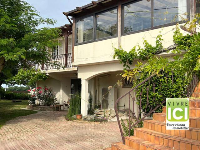 Vente maison 9 pièces Saint Julien de Concelles 44