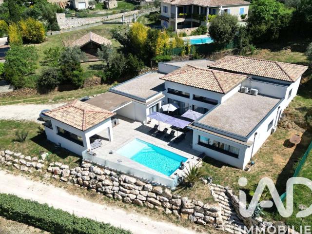 Vente maison 9 pièces Saint Michel d'Euzet 30