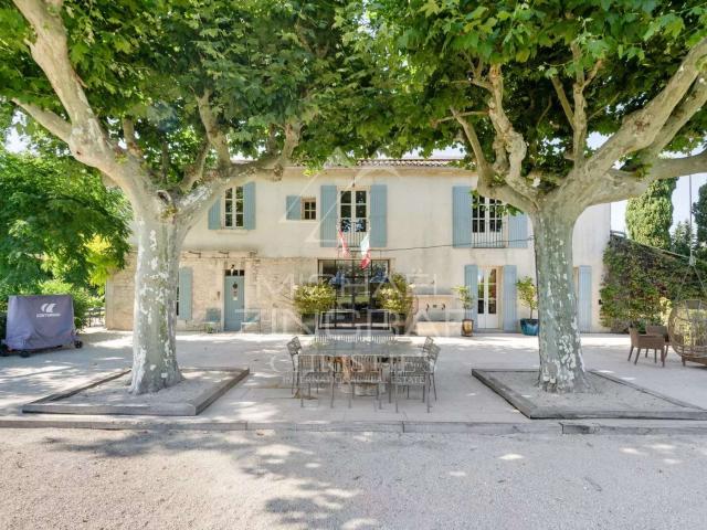 Vente maison 9 pièces Saint Rémy de Provence 13