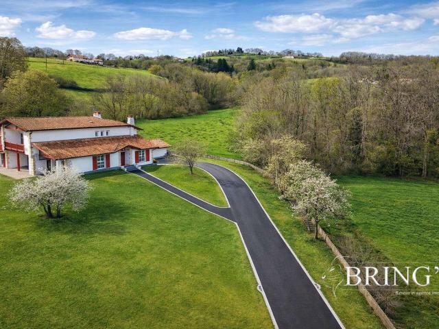 Vente maison 9 pièces Sare 64