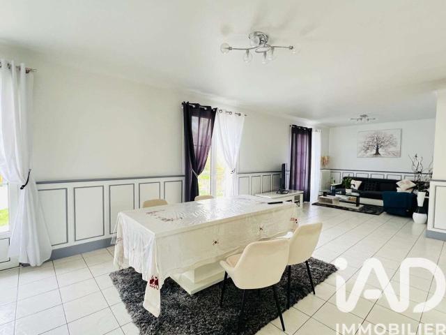 Vente maison 9 pièces Pont Saint Martin 44