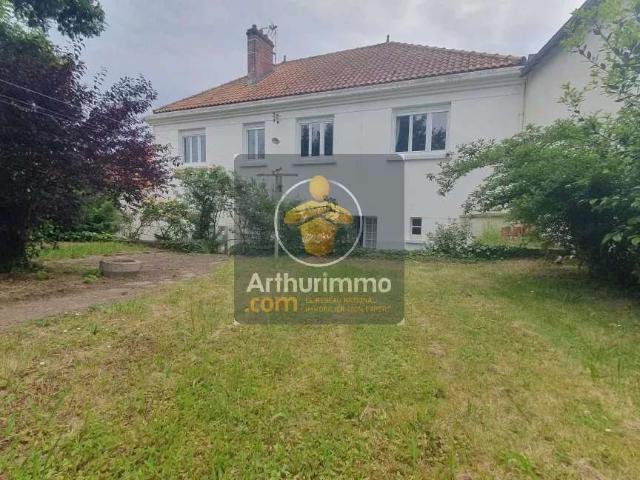Vente maison 9 pièces Paulx 44