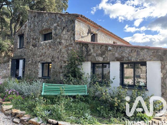 Vente maison 9 pièces Puget Ville 83