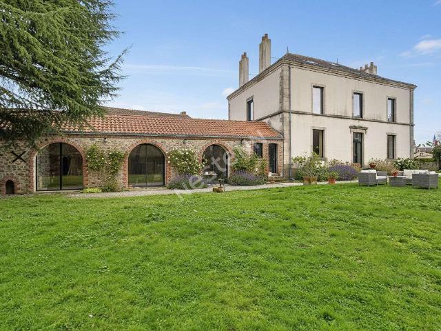 Vente maison 9 pièces Roussay 49