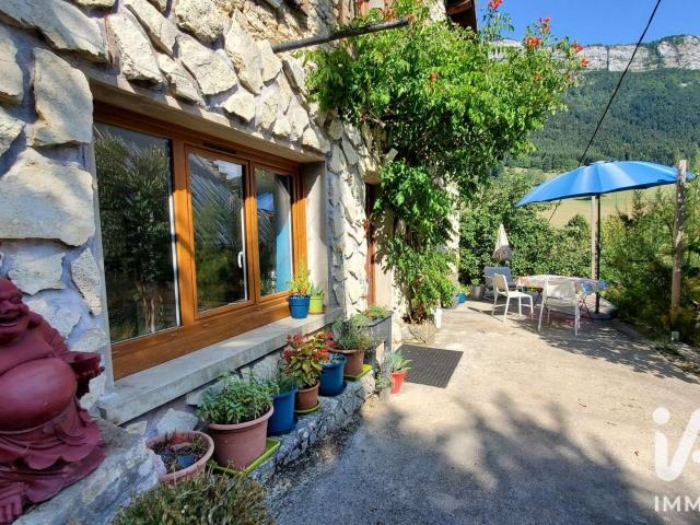 Vente maison 9 pièces Rencurel 38