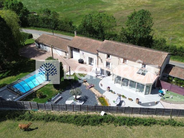 Vente maison 9 pièces Val en Vignes 79