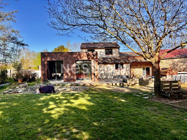 Vente maison 9 pièces Valanjou 49