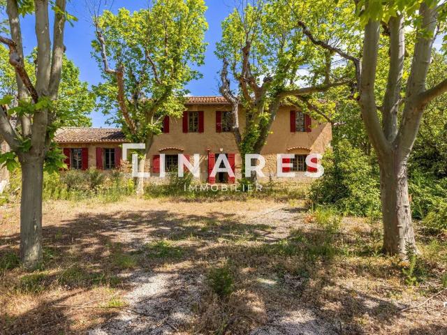 Vente maison 9 pièces Ventabren 13