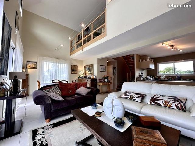Vente | Maison contemporaine | 4p | 3ch | 104 m² | Plerguer | Expo Sud | Terrasse · Jardin