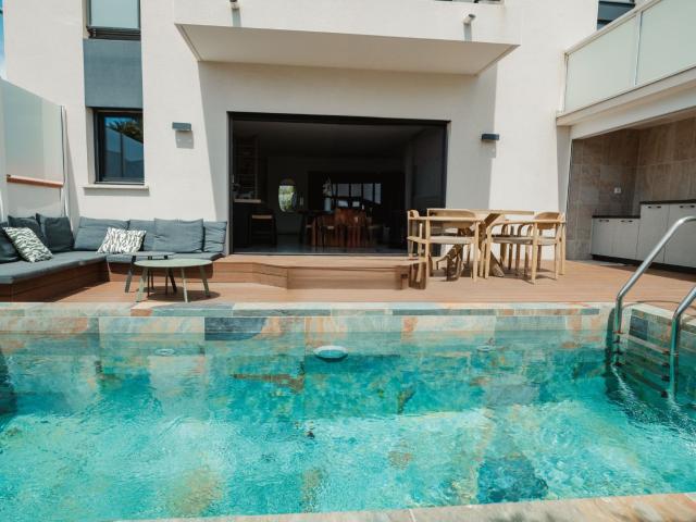 Vente maison contemporaine 5 Pièce s 174m² Canet en Roussillon
